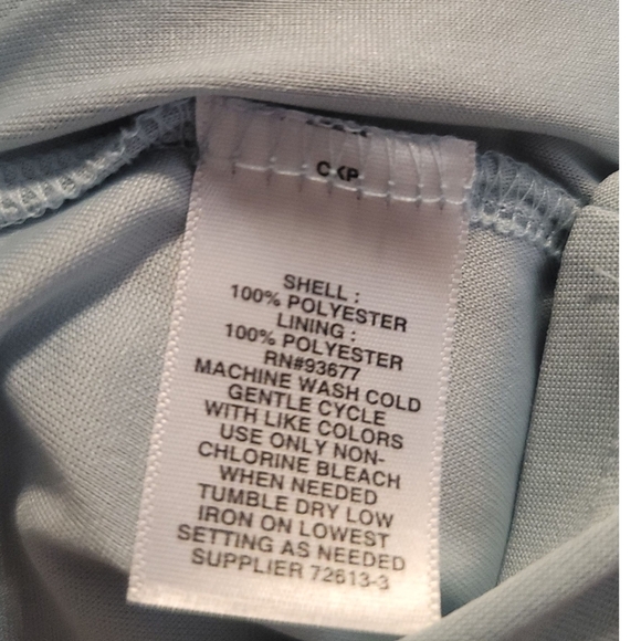 BOUTIQUE - 3X Floral Ruffle Cold Shoulder - Picture 6 of 6